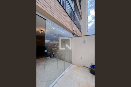 Apartamento para alugar com 80m², 2 quartos e 1 vagaVaranda da Sala