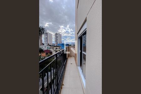 Apartamento para alugar com 80m², 2 quartos e 1 vagaVaranda da Suíte