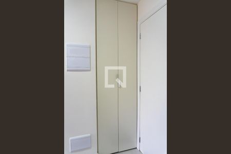 Studio para alugar com 24m², 1 quarto e sem vaga Studio para alugar com 24m², 1 quarto e sem vagaLavanderia - Armário