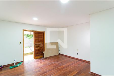 Quarto de casa para alugar com 3 quartos, 200m² em Vila Fachini, São Paulo
