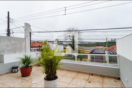 Sacada de casa para alugar com 3 quartos, 200m² em Vila Fachini, São Paulo