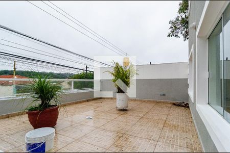 Sacada de casa para alugar com 3 quartos, 200m² em Vila Fachini, São Paulo