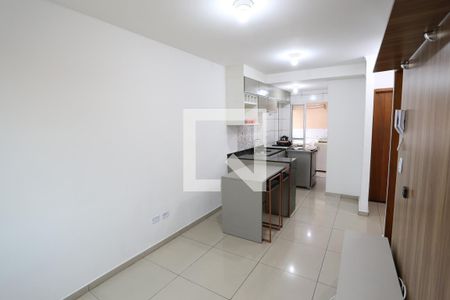 Salão de apartamento para alugar com 2 quartos, 42m² em Vila Granada, São Paulo