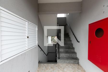 Studio à venda com 39m², 1 quarto e sem vaga Studio à venda com 39m², 1 quarto e sem vagaHall / Escada