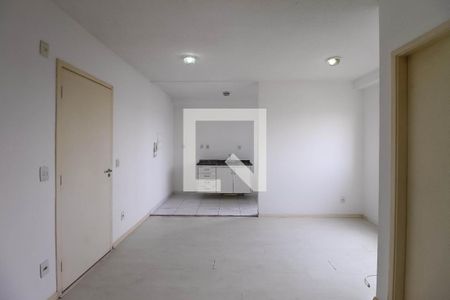 Kitnet de apartamento para alugar com 0 quarto, 30m² em Parque Independência, São Paulo