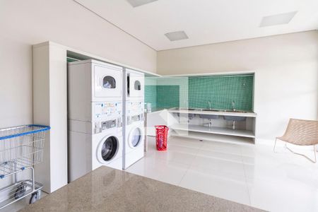 Apartamento à venda com 134m², 2 quartos e 2 vagasCondomínio - Lavanderia