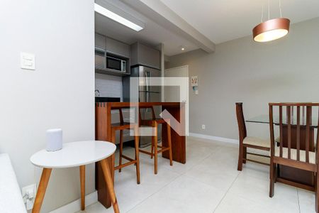 Sala de apartamento à venda com 2 quartos, 64m² em Santo Amaro, São Paulo