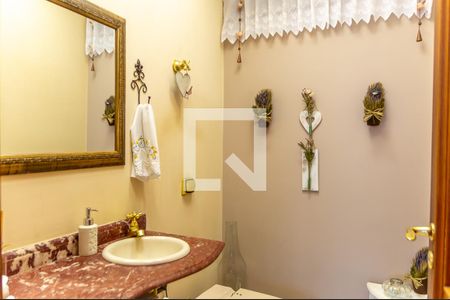 Casa à venda com 255m², 3 quartos e 5 vagasLavabo