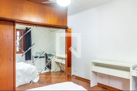 Casa à venda com 255m², 3 quartos e 5 vagasQuarto 2 - Suíte