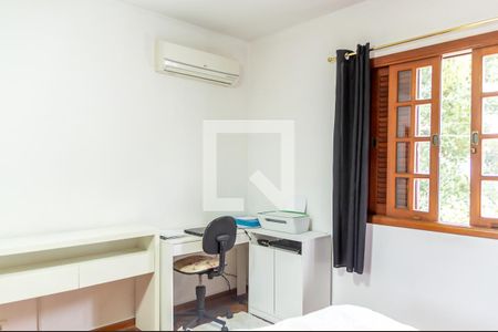 Casa à venda com 255m², 3 quartos e 5 vagasQuarto 2 - Suíte