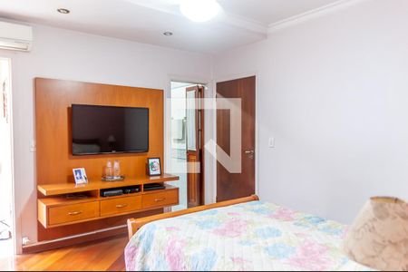 Casa à venda com 255m², 3 quartos e 5 vagasQuarto 3 - Suíte