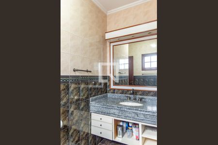 Casa à venda com 255m², 3 quartos e 5 vagasBanheiro da Suíte