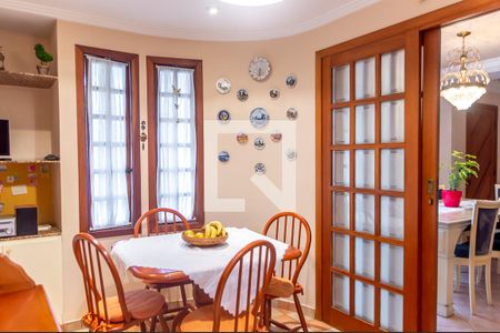 Casa à venda com 255m², 3 quartos e 5 vagasCopa