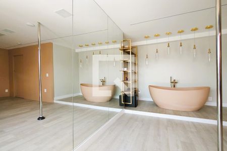 Apartamento à venda com 210m², 2 quartos e 2 vagas Apartamento à venda com 210m², 2 quartos e 2 vagasCobertura