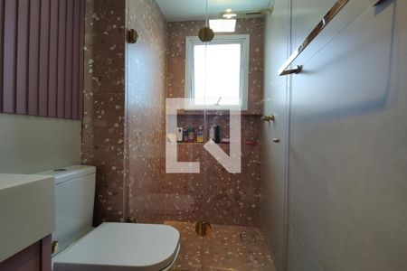 Apartamento à venda com 210m², 2 quartos e 2 vagas Apartamento à venda com 210m², 2 quartos e 2 vagasBanheiro da Suíte