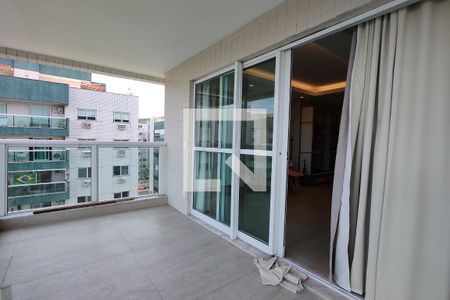 Apartamento à venda com 210m², 2 quartos e 2 vagas Apartamento à venda com 210m², 2 quartos e 2 vagasVaranda da Sala