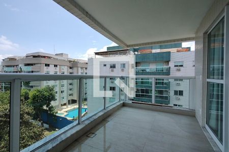 Apartamento à venda com 210m², 2 quartos e 2 vagas Apartamento à venda com 210m², 2 quartos e 2 vagasVaranda da Sala