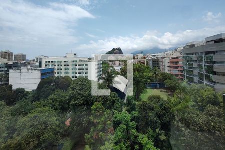 Apartamento à venda com 210m², 2 quartos e 2 vagas Apartamento à venda com 210m², 2 quartos e 2 vagasVista