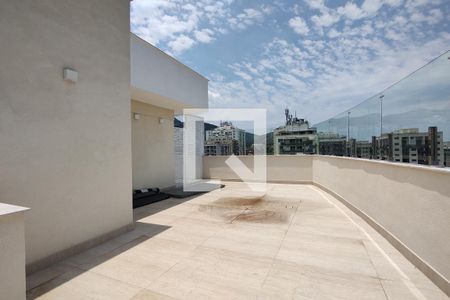 Apartamento à venda com 210m², 2 quartos e 2 vagas