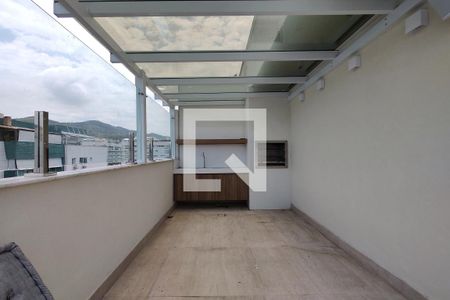 Apartamento à venda com 210m², 2 quartos e 2 vagas Apartamento à venda com 210m², 2 quartos e 2 vagasChurrasqueira