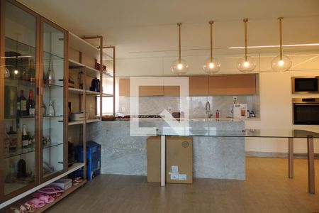 Apartamento à venda com 210m², 2 quartos e 2 vagasSala