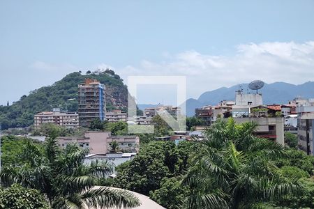 Apartamento à venda com 210m², 2 quartos e 2 vagas Apartamento à venda com 210m², 2 quartos e 2 vagasVista