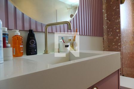 Apartamento à venda com 210m², 2 quartos e 2 vagasBanheiro da Suíte