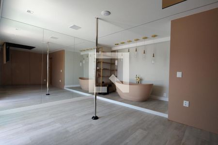 Apartamento à venda com 210m², 2 quartos e 2 vagas Apartamento à venda com 210m², 2 quartos e 2 vagasCobertura