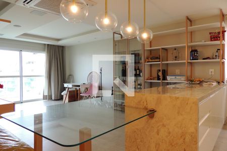 Apartamento à venda com 210m², 2 quartos e 2 vagasSala