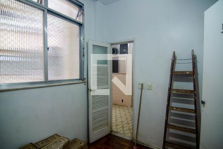 Quarto de Serviço  de apartamento para alugar com 3 quartos, 150m² em Copacabana, Rio de Janeiro
