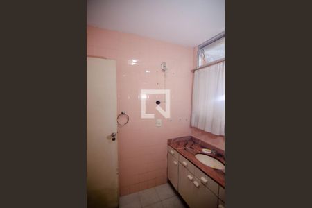 Apartamento à venda com 150m², 3 quartos e 1 vaga Apartamento à venda com 150m², 3 quartos e 1 vagaBanheiro 2