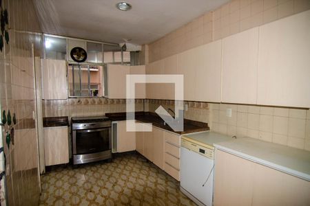 Cozinha de apartamento para alugar com 3 quartos, 150m² em Copacabana, Rio de Janeiro