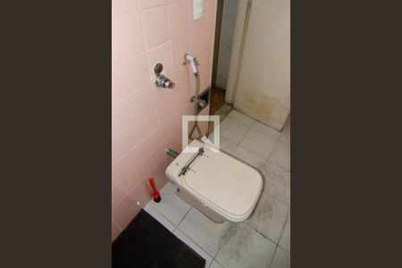 Apartamento à venda com 150m², 3 quartos e 1 vaga Apartamento à venda com 150m², 3 quartos e 1 vagaBanheiro 2