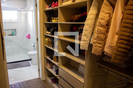 Casa para alugar com 234m², 3 quartos e 4 vagasCloset da suíte 2