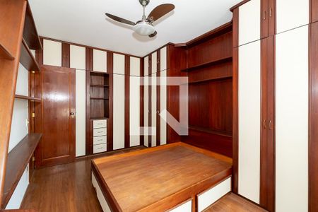 Apartamento à venda com 147m², 3 quartos e 2 vagasSuíte