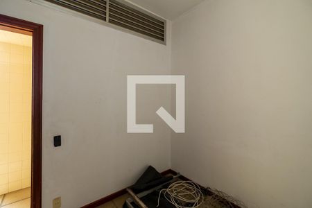 Apartamento à venda com 147m², 3 quartos e 2 vagasQuarto de Serviço