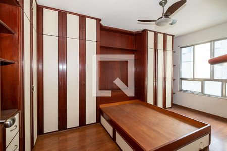 Apartamento à venda com 147m², 3 quartos e 2 vagasSuíte