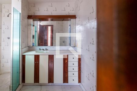 Apartamento à venda com 147m², 3 quartos e 2 vagasBanheiro da Suíte