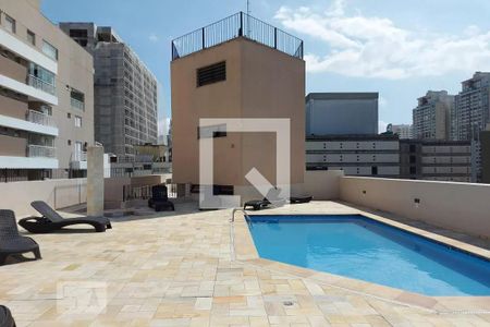 Studio para alugar com 26m², 1 quarto e sem vaga Studio para alugar com 26m², 1 quarto e sem vagaÁrea comum - Piscina