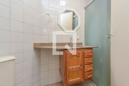 Banheiro de kitnet/studio para alugar com 1 quarto, 26m² em Bela Vista, São Paulo
