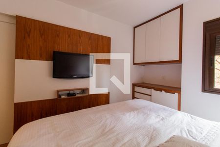 Suíte  1 de apartamento à venda com 2 quartos, 136m² em Vila Progredior, São Paulo