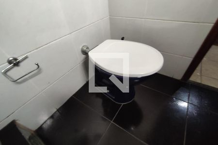 Casa à venda com 125m², 3 quartos e 2 vagas Casa à venda com 125m², 3 quartos e 2 vagasBanheiro Social