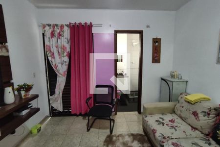 Casa à venda com 125m², 3 quartos e 2 vagas Casa à venda com 125m², 3 quartos e 2 vagasQuarto Suíte