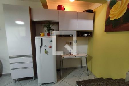 Casa à venda com 125m², 3 quartos e 2 vagas Casa à venda com 125m², 3 quartos e 2 vagasCozinha