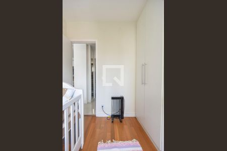 Apartamento para alugar com 70m², 2 quartos e 1 vagaQuarto 02