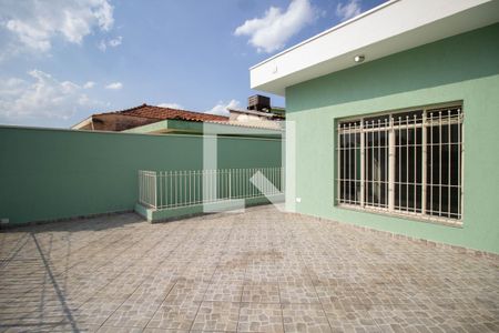 Casa à venda com 170m², 3 quartos e 4 vagasTerraço
