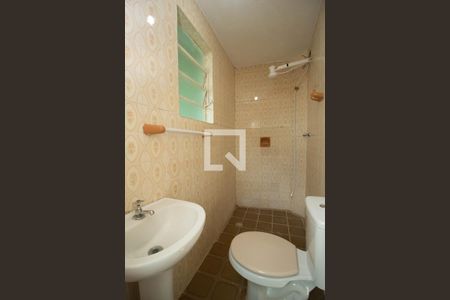 Casa à venda com 170m², 3 quartos e 4 vagasBanheiro de Serviço