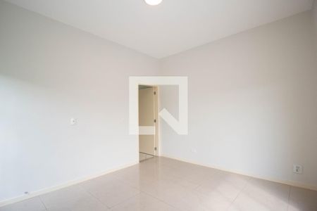 Sala  de casa à venda com 3 quartos, 170m² em Moinho Velho, São Paulo