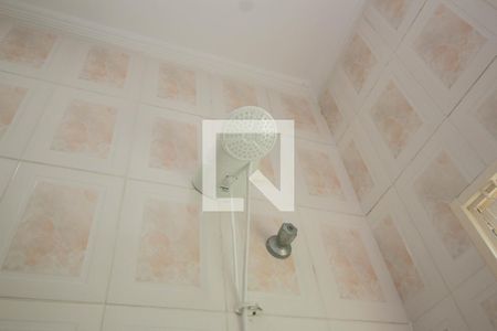 Casa à venda com 170m², 3 quartos e 4 vagasBanheiro da Suíte