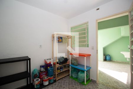 Casa à venda com 170m², 3 quartos e 4 vagasQuarto de Serviço 1 